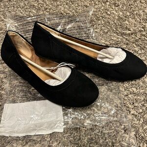 Amazon Essentials Black Women's Loafers